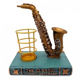 Saxofon cu suport pix